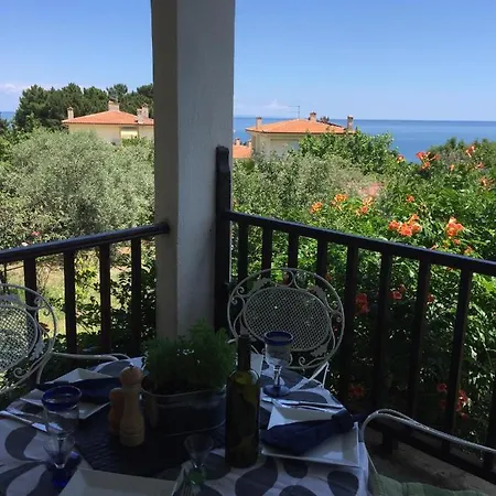 The Koutsoupia Holiday home *