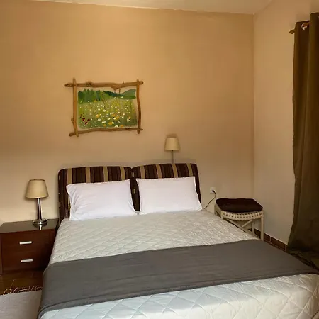 The Koutsoupia Kókkinon Nerón